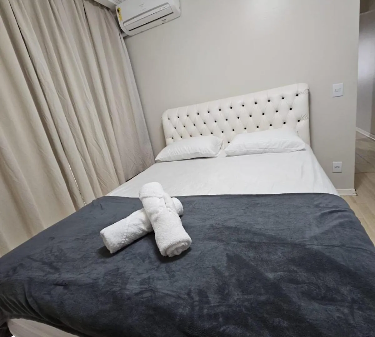 Rum i privatbostad Suite Com Varanda E Ar-Condicionado Em Apartamento Compartilhado Itapema